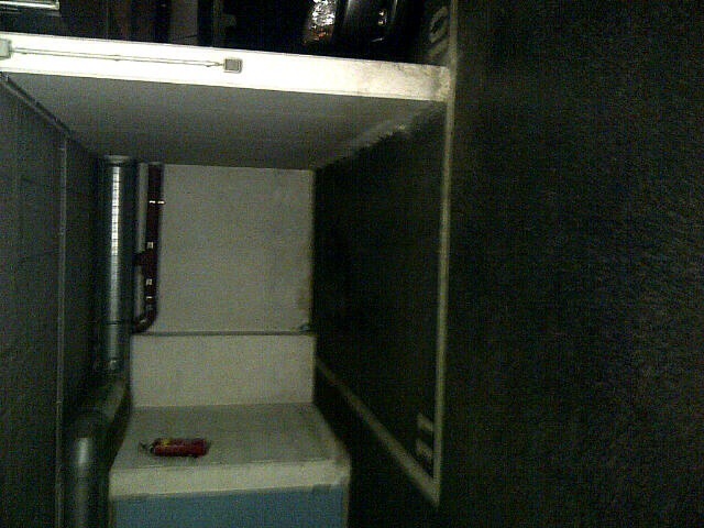 1170 Tiefgaragenstellplatz, privat