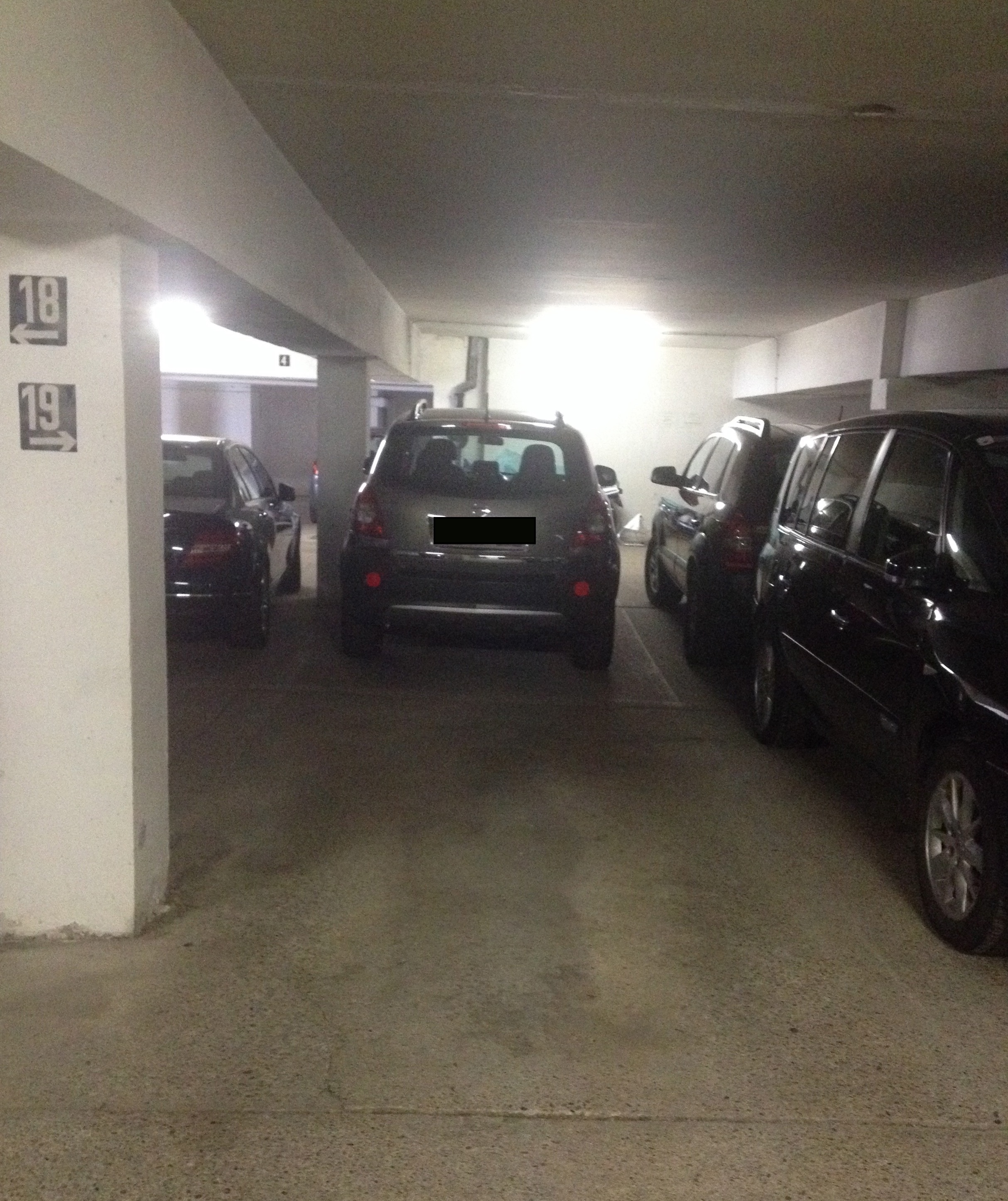 Privater Garagenplatz Nähe U2 - City