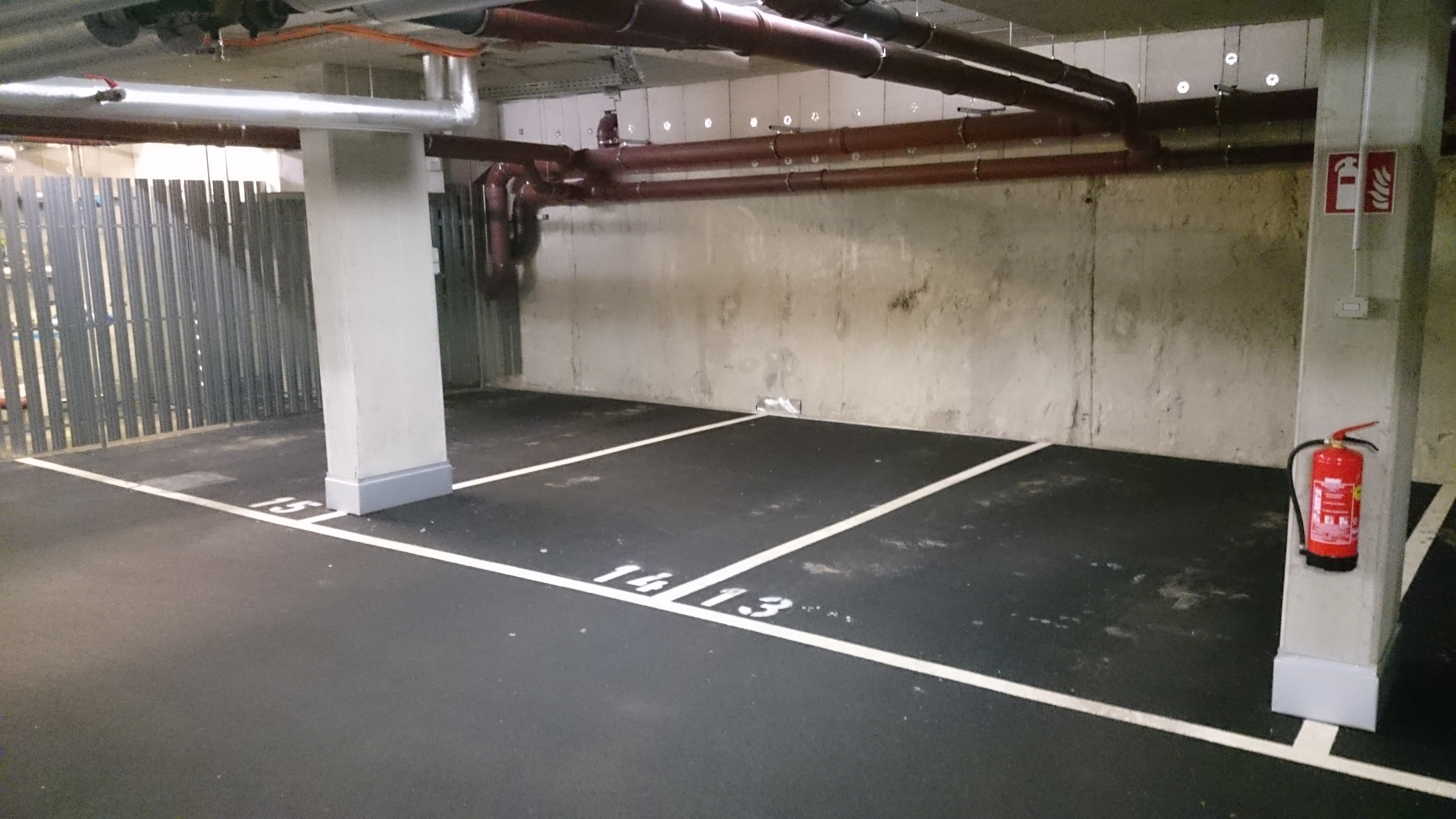 Stellplätze in Privathausanlage unmittelbare Nähe Bahnhof Meidling U-Bahn – Bild 2