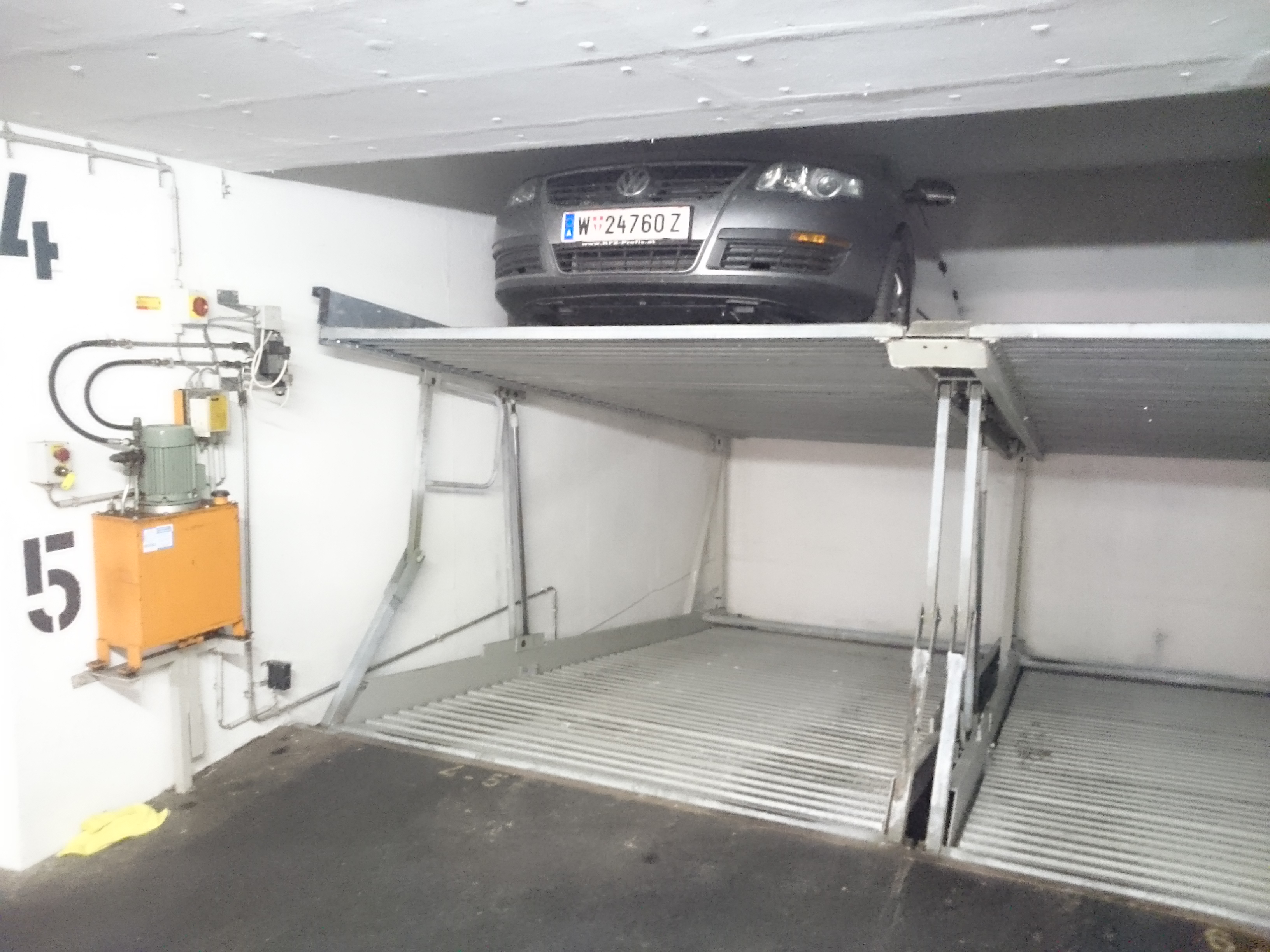 Hebebühnenstellplatz in 1040