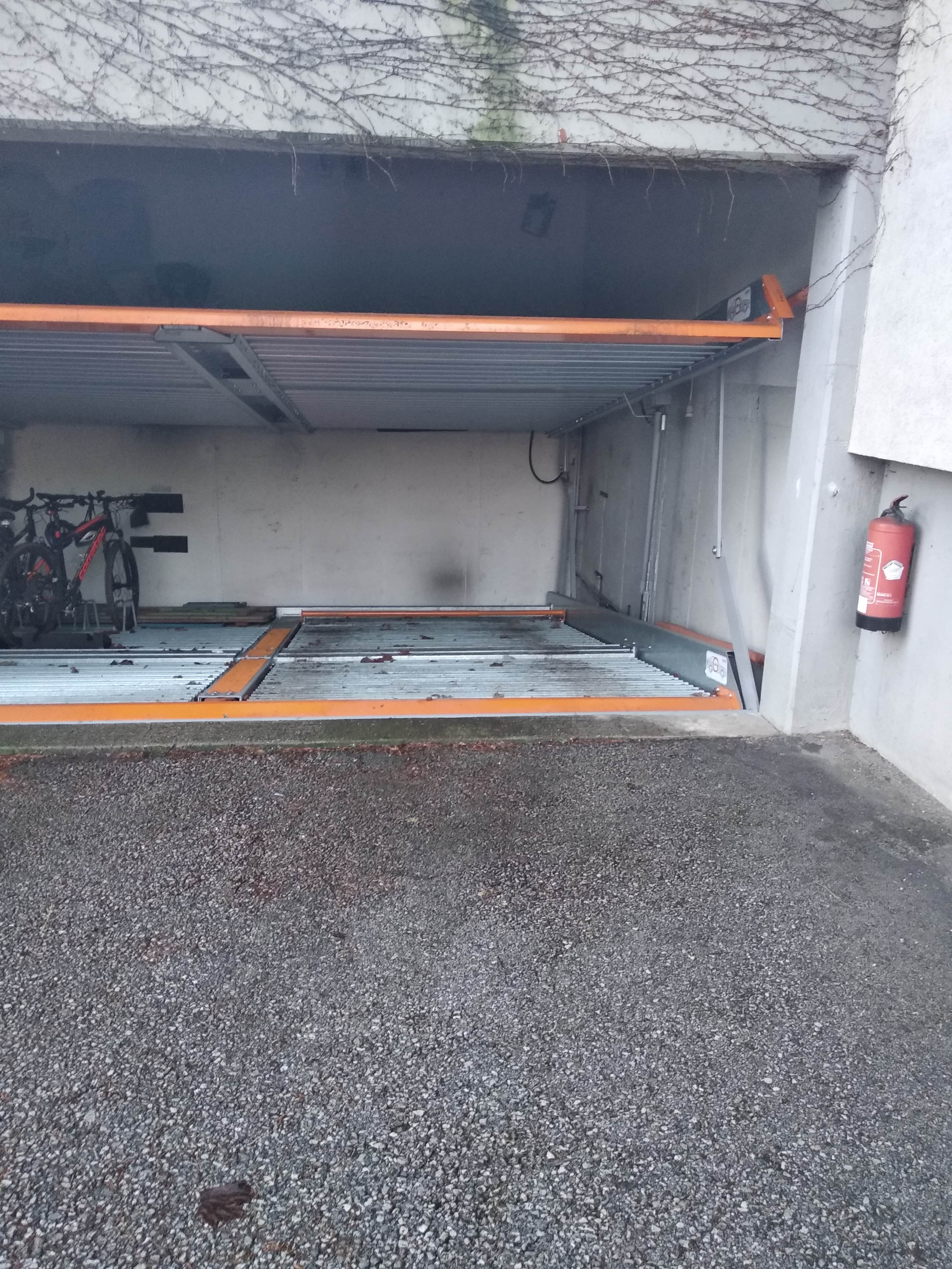 Parkplatz im Carparker (geschützt) in Itzling