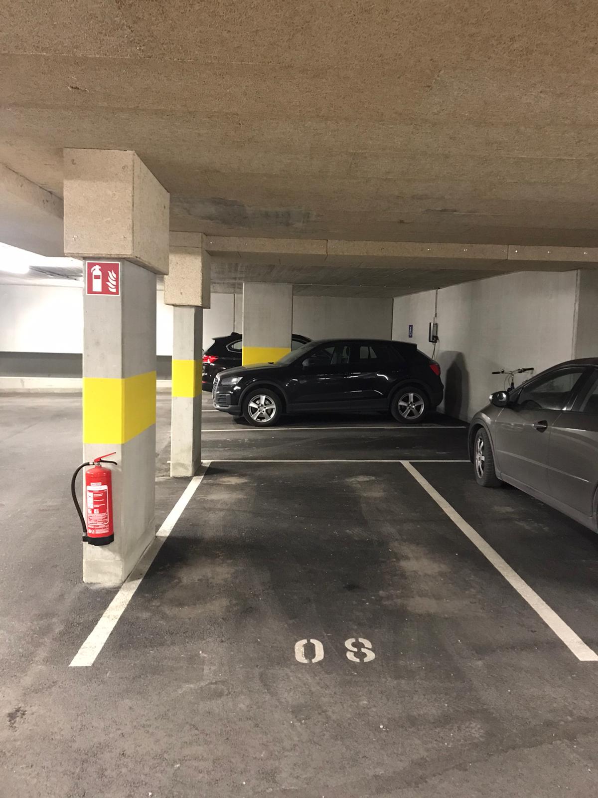 Tiefgaragenparkplatz